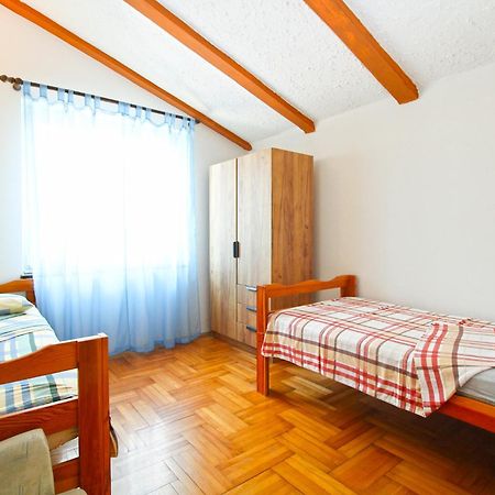 Apartments Otmar 1224 Premantura Bagian luar foto